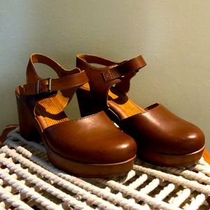 b.o.c Women’s Size 9 Brown Natasha Clog.